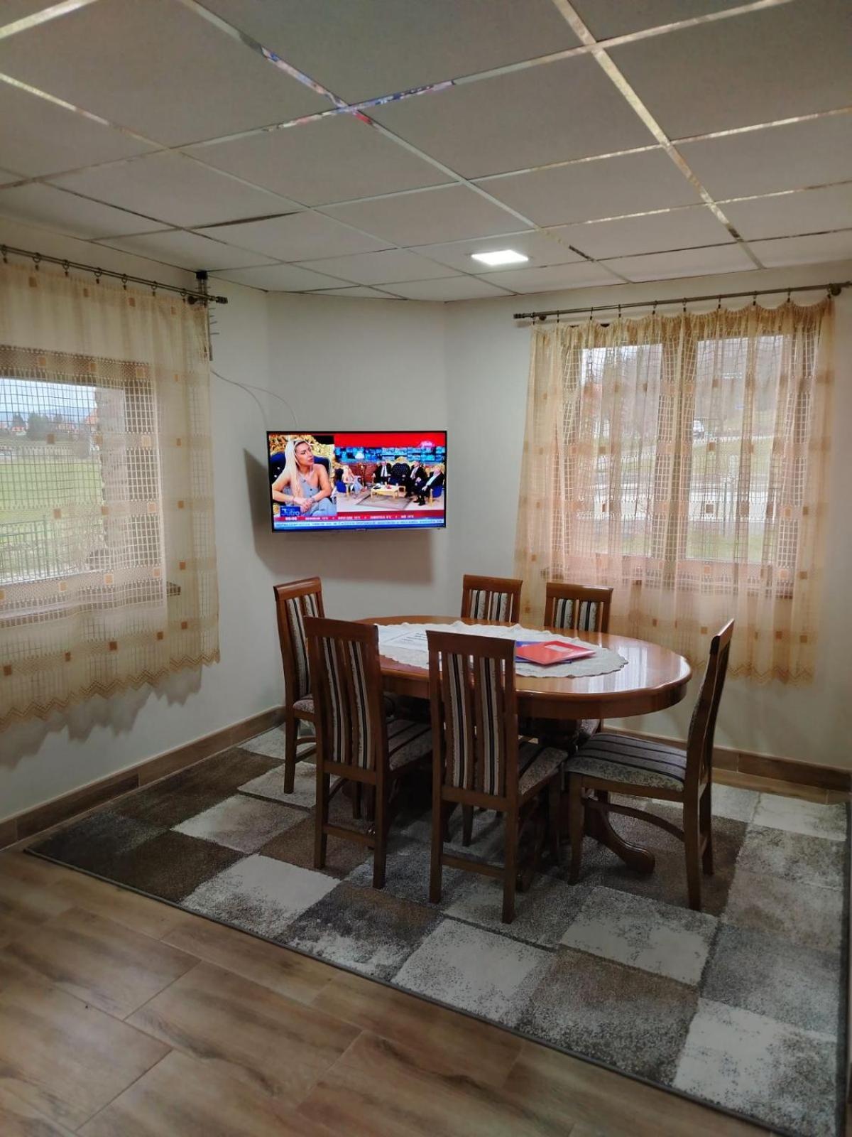 Vikendica Matic Villa Goc Luaran gambar